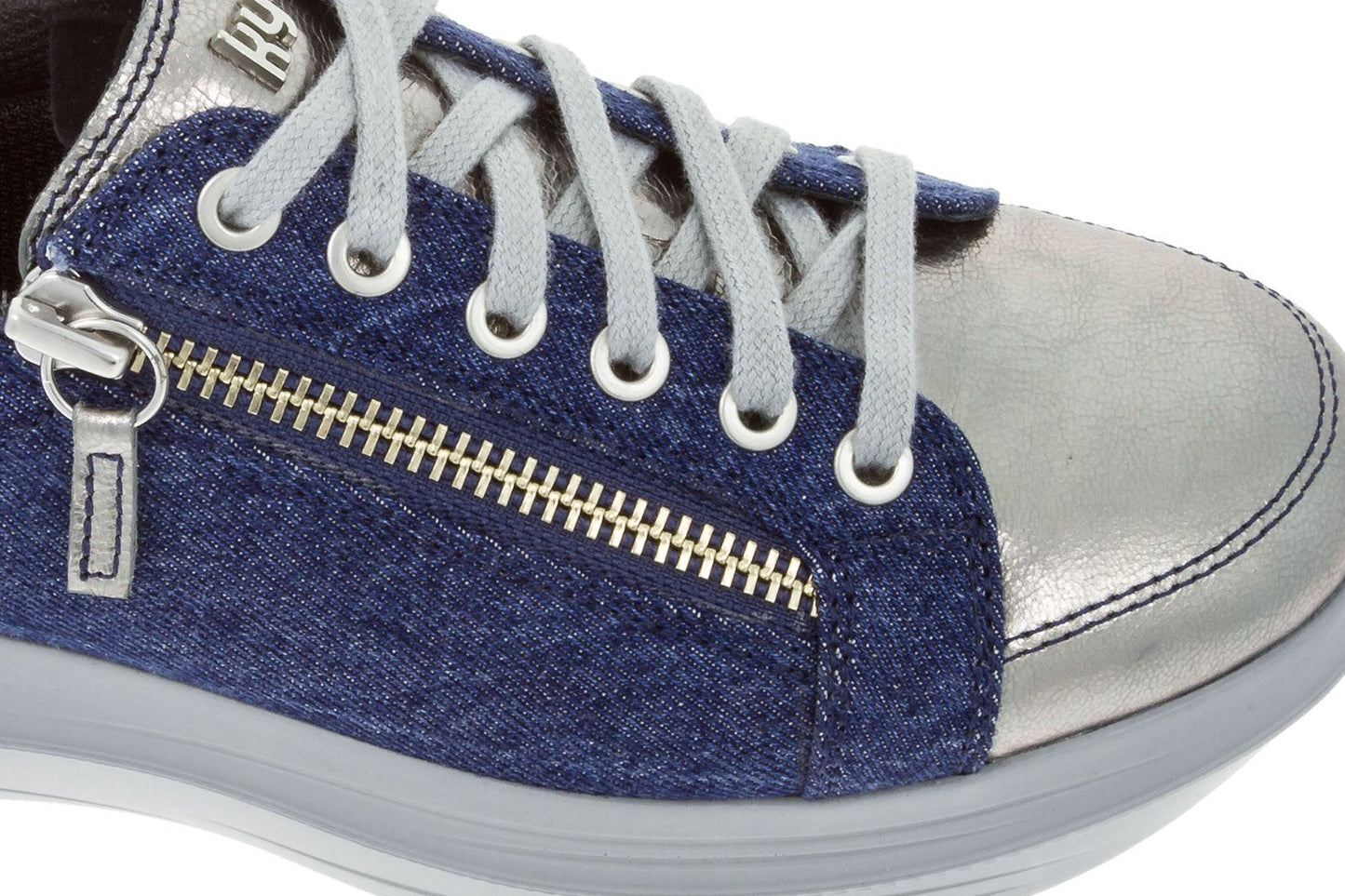 Nyon Navy